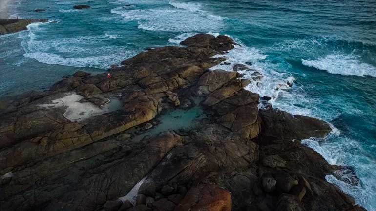 Lights Beach Looking west across William Bay